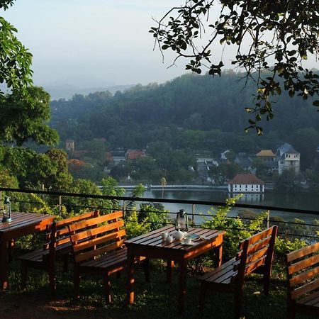 Hotel See Kandy Exteriör bild