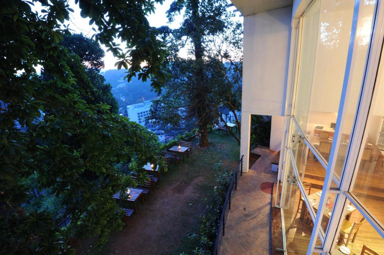 Hotel See Kandy Exteriör bild