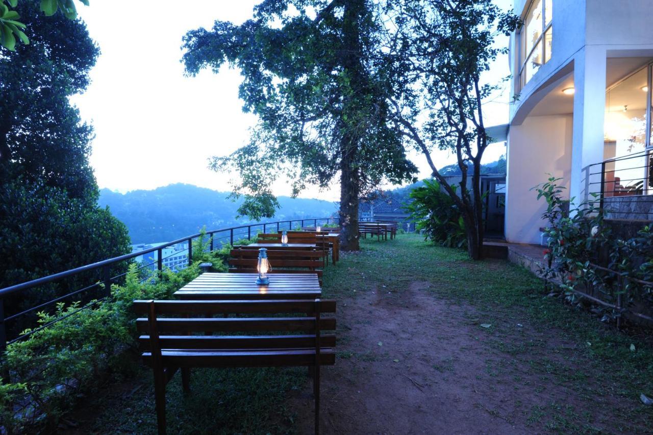 Hotel See Kandy Exteriör bild